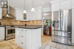 2326 MOWAT Avenue Oakville