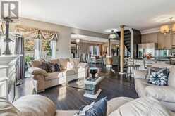 527 RAVINEVIEW Way Oakville