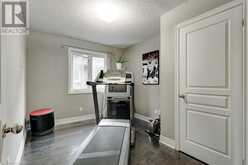 527 RAVINEVIEW Way Oakville