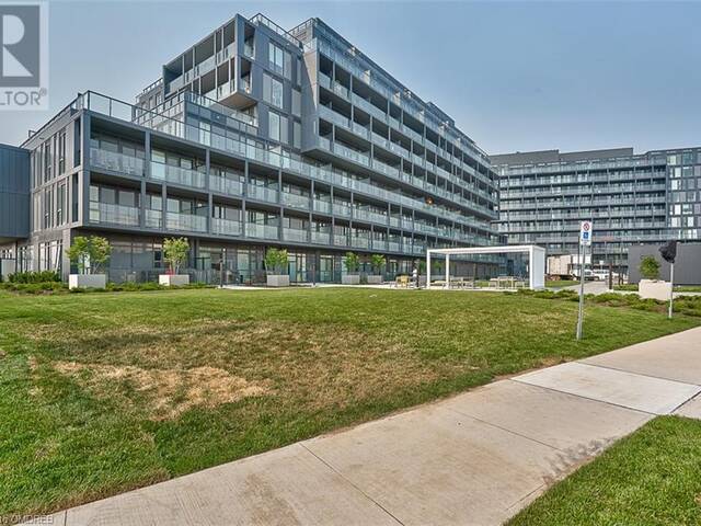 3210 DAKOTA Common Unit# A222 Burlington Ontario