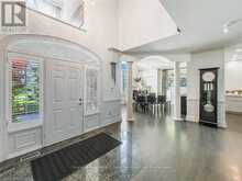 235 LAKEWOOD DRIVE Oakville