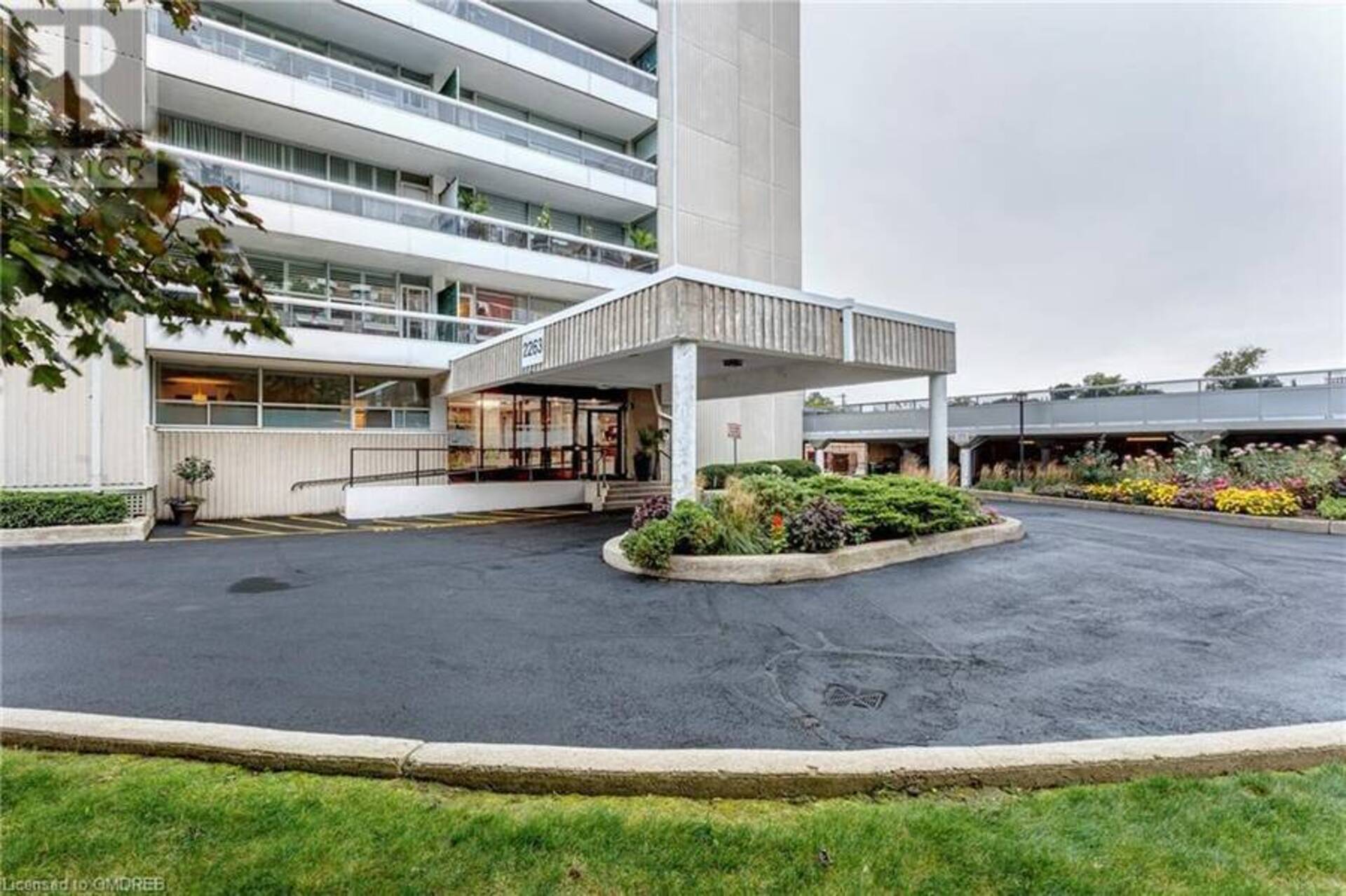 2263 MARINE Drive Unit# 1006 Oakville