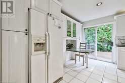 2069 THORNLEA Drive Oakville