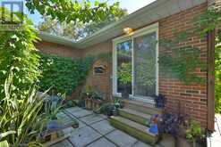 2069 THORNLEA Drive Oakville