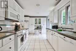 2069 THORNLEA Drive Oakville