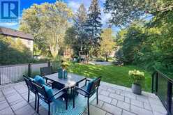 1207 STIRLING Drive Oakville