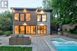 1207 STIRLING Drive Oakville