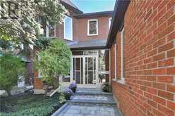 2056 MARKLE Drive Oakville