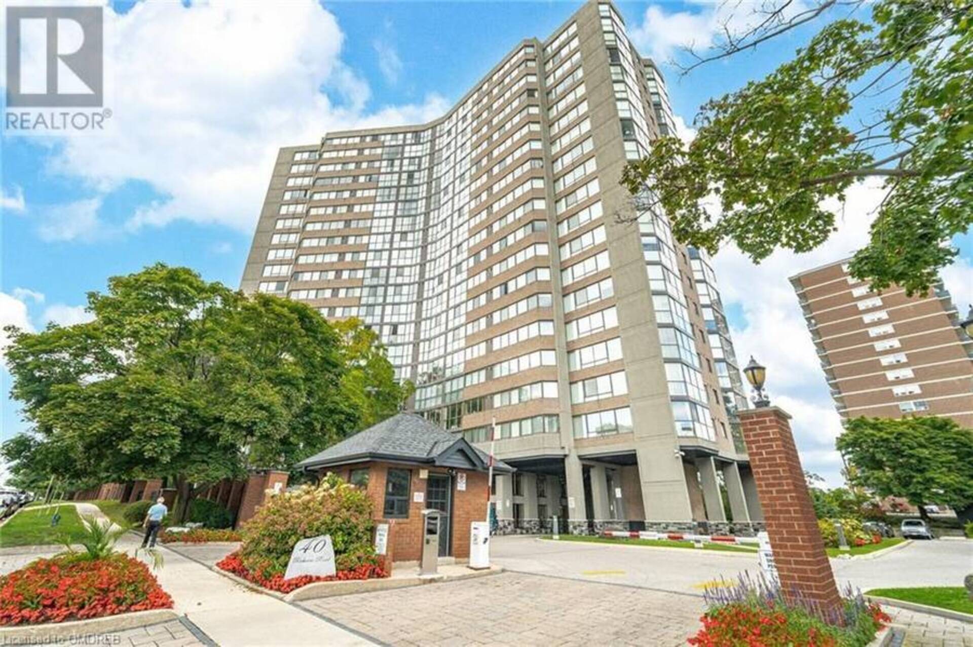 40 RICHVIEW Road Unit# 508 Toronto