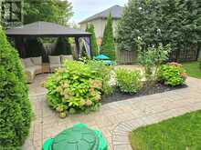 520 PINE HOLLOW Court Kitchener