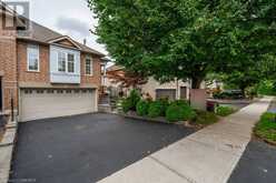 2225 HUMMINGBIRD Way Oakville