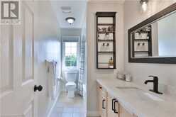 2250 HUMMINGBIRD Way Oakville