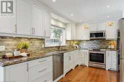 1121 MANOR Road Oakville