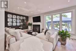 1483 THE LINKS Drive Oakville