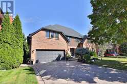 1483 THE LINKS Drive Oakville