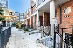 2420 BARONWOOD Drive Unit# 42-02 Oakville