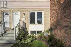 2111 MEADOWBROOK Road Unit# 12 Burlington