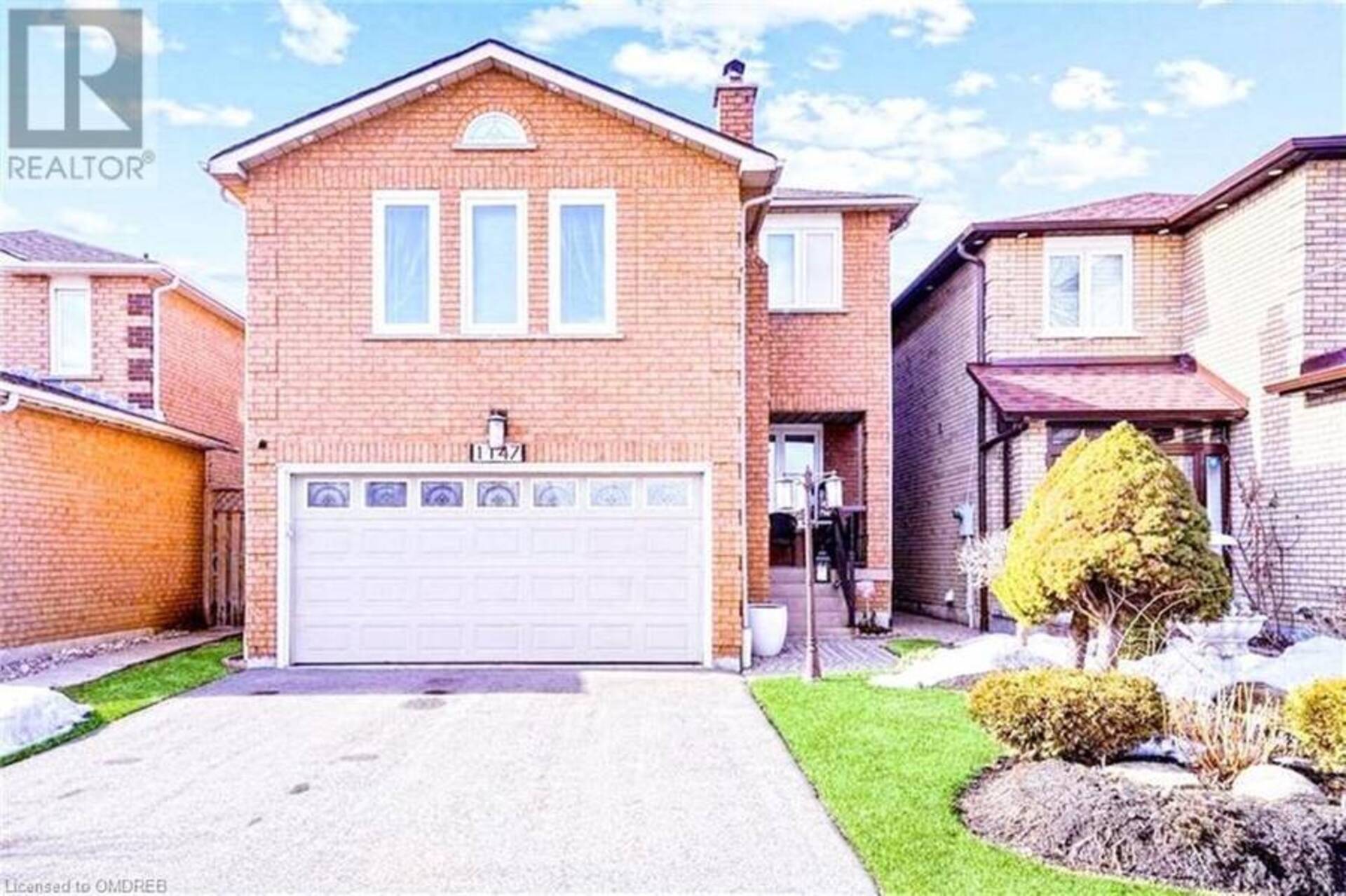 1147 IVANDALE Drive Unit# BSMNT Mississauga