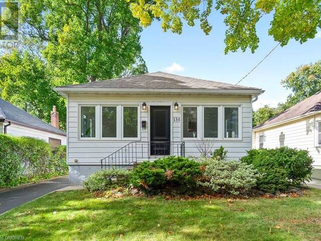 135 DEANE Avenue Oakville Ontario