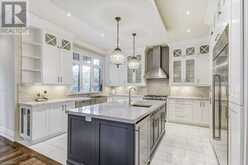 1035 TRUMAN Avenue Oakville