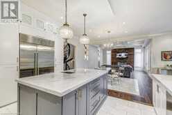 1035 TRUMAN Avenue Oakville