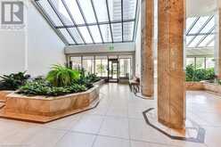 2170 MARINE Drive Unit# PH2 Oakville