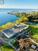 2170 MARINE Drive Unit# PH2 Oakville