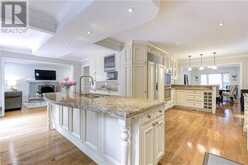 2116 MUNN'S Avenue Oakville