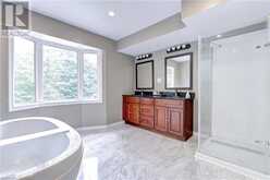 2116 MUNN'S Avenue Oakville