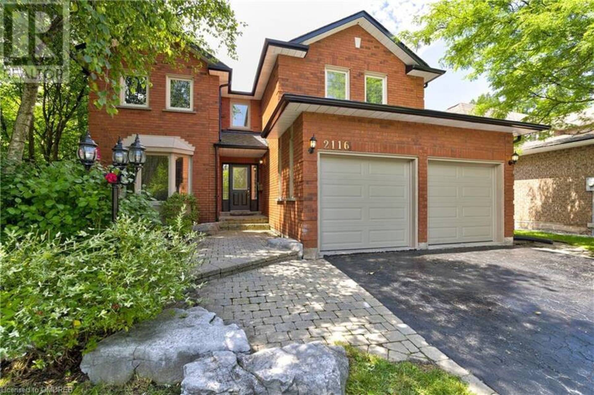 2116 MUNN'S Avenue Oakville