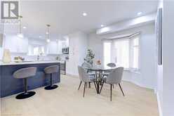 1095 QUEENS Avenue Oakville