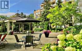 2511 LAKESHORE Road W Unit# 810 Oakville