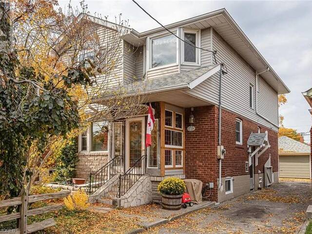 952 COXWELL Avenue Toronto Ontario