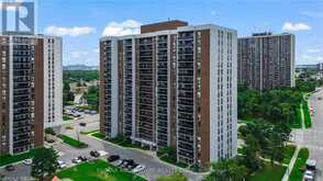 17 KNIGHTSBRIDGE Road Unit# 1104 Brampton