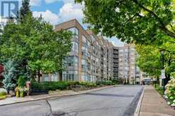 2511 LAKESHORE Road W Unit# 517 Oakville