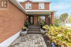 467 HEDGEROW Lane Oakville