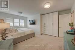 36 - 300 RAVINEVIEW WAY Oakville