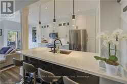 36 - 300 RAVINEVIEW WAY Oakville