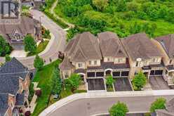 2447 CHATEAU Common Oakville