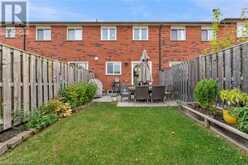 591 TAYLOR Crescent Burlington