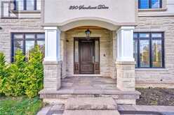 390 SANDHURST Drive Oakville