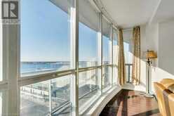 1007 - 218 QUEENS QUAY Toronto