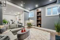 1325 SHELDON Avenue Oakville