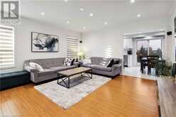 7 WYOMING Trail Brampton