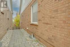 2185 WHITWORTH Drive Oakville