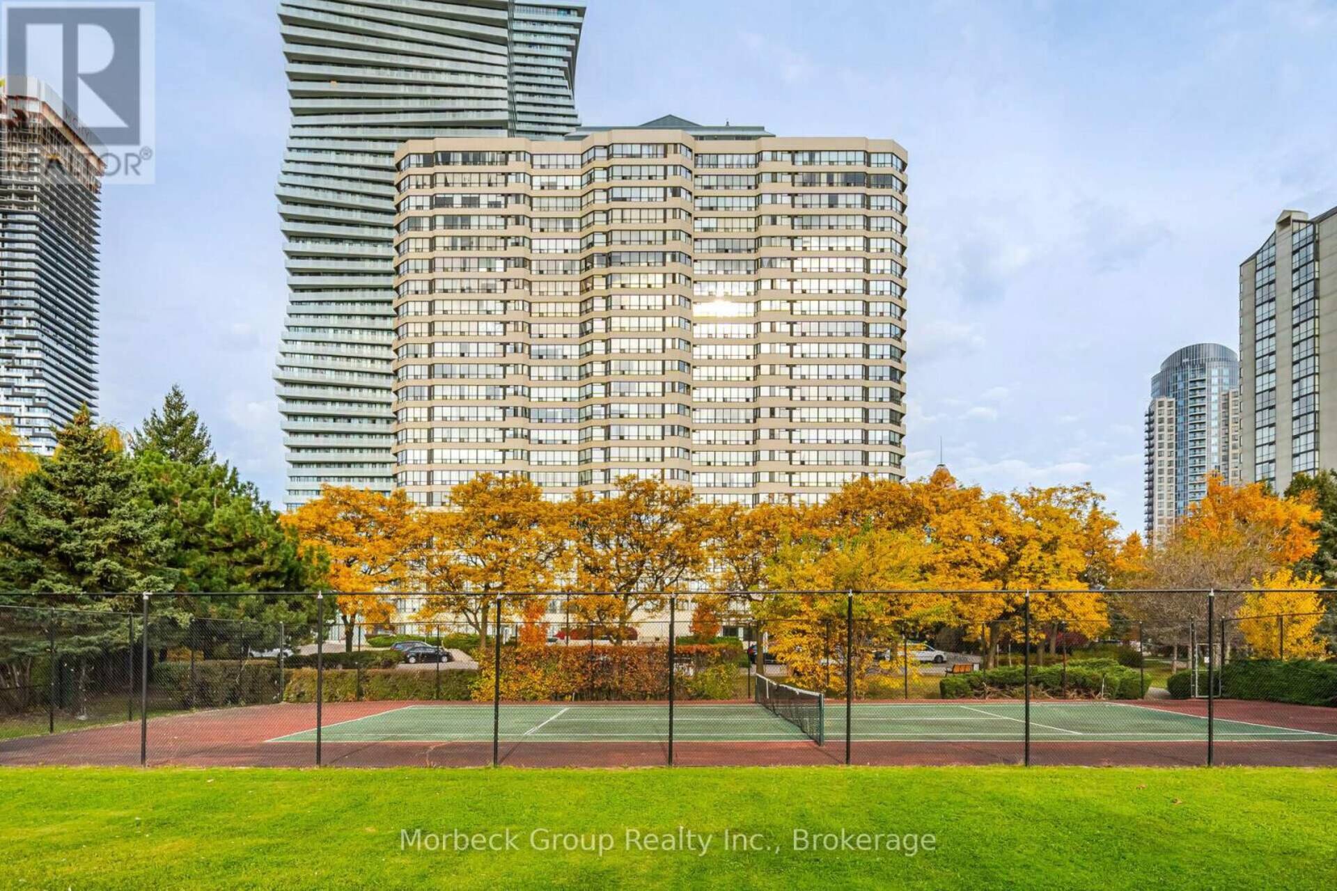 1004 - 400 WEBB DRIVE Mississauga