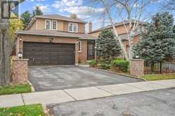 560 MARLATT Drive Oakville