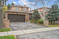 560 MARLATT Drive Oakville