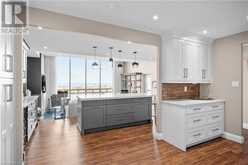 2175 MARINE Drive Unit# PH6 Oakville