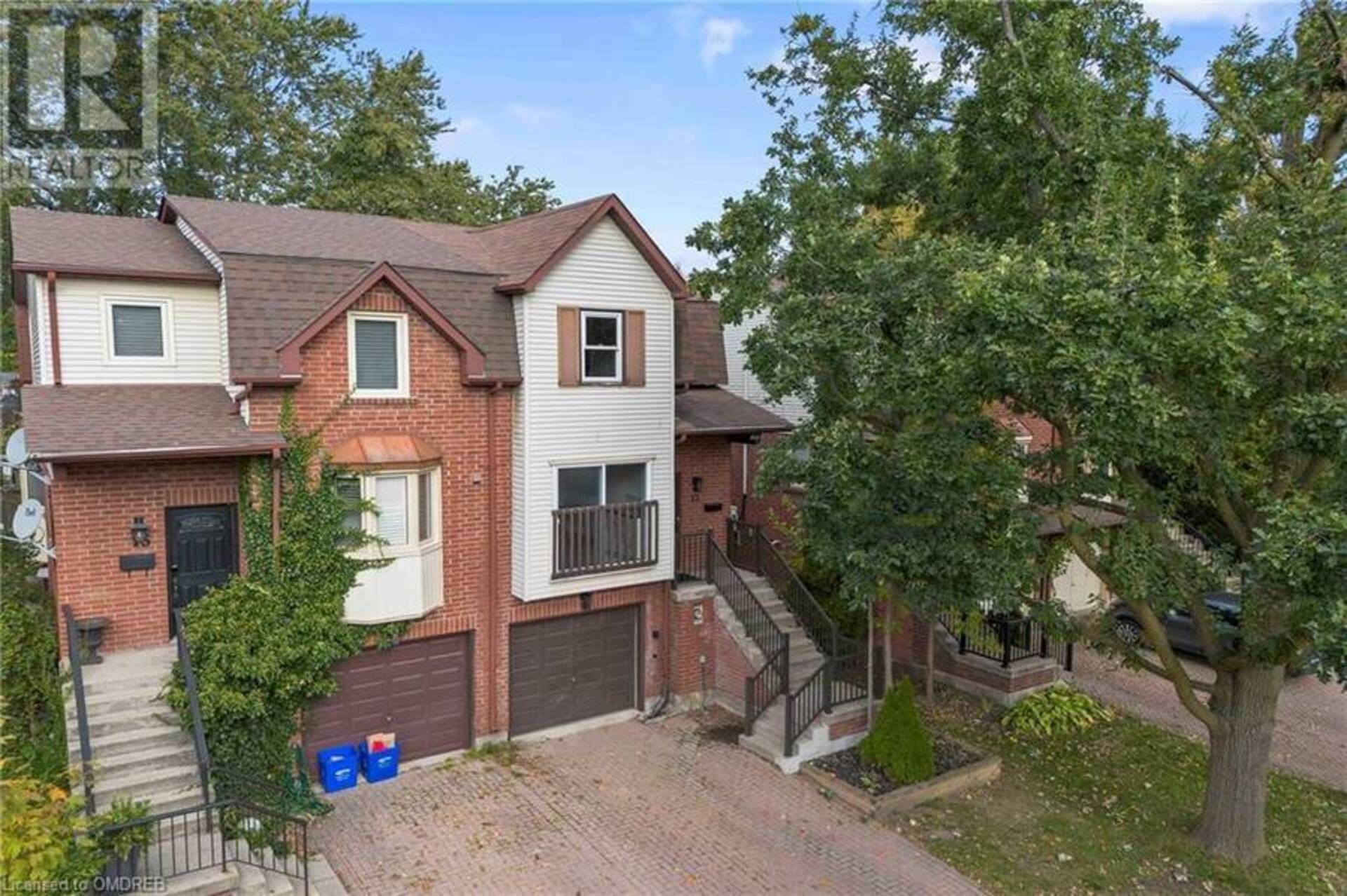 13 NORMANDY Place Oakville